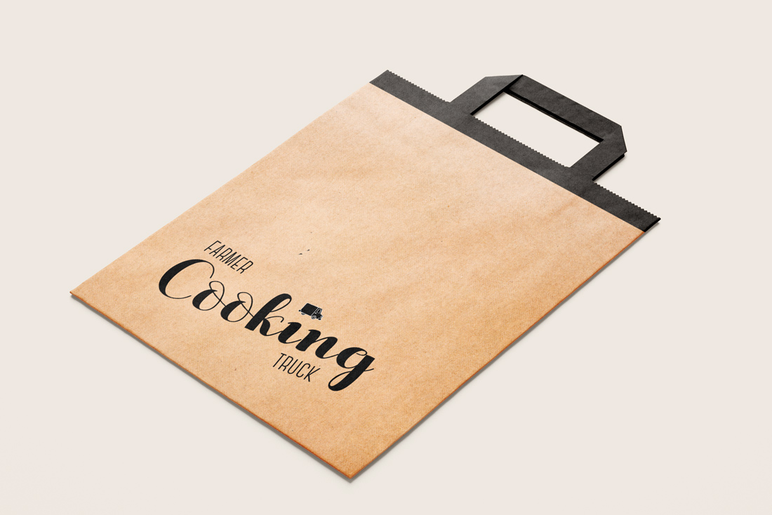 Sac en papier craft avec le logo Farmer Cooking Truck