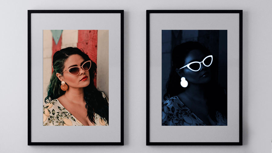 Photomontage présentant la même image. L'une est en couleur, l'autre est retouchée de façon à voir la femme dans la nuit et où seule ses lunettes et boucles d'oreille ressortent en blanc brillant.